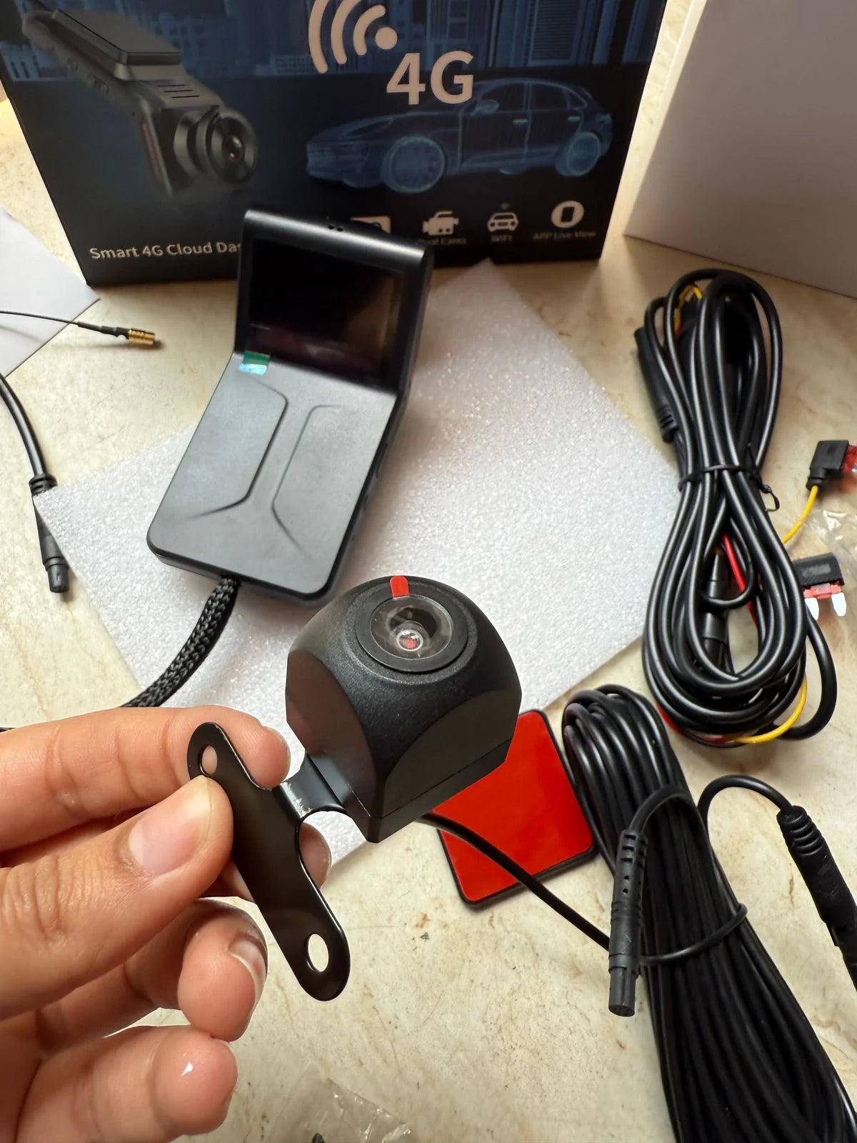 Smart 4G Cloud Dash Camera with 4G SIM Compatibility